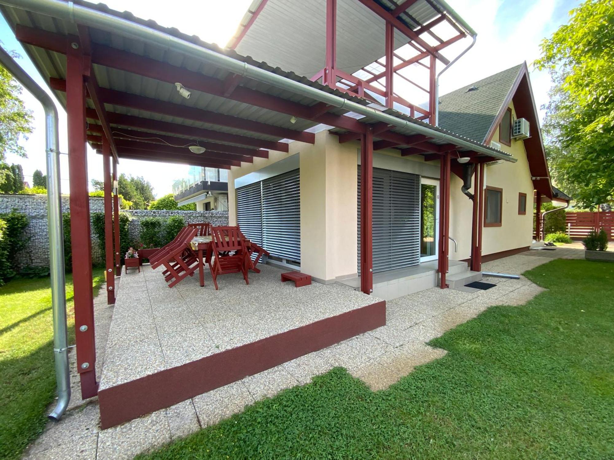 Gosy Apartmanok Siofok Ngoại thất bức ảnh